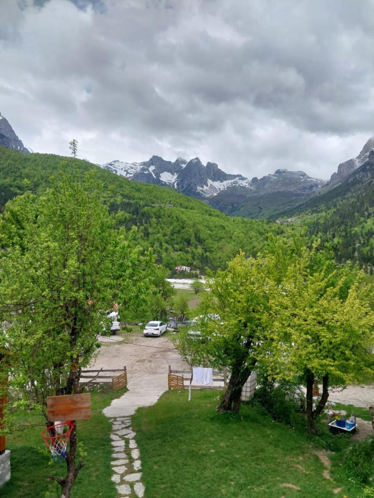 Bujtina Arlindi Bed & Breakfast วัลโบเนอ ภายนอก รูปภาพ